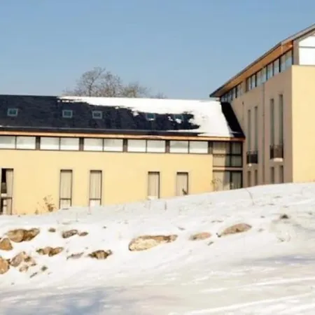 3 étoiles - Eecfga * Saint-Lizier